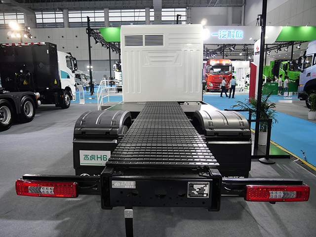 氫燃料電池卡車何時(shí)成熟？上汽紅巖：不需要十年，就是現(xiàn)在.jpg
