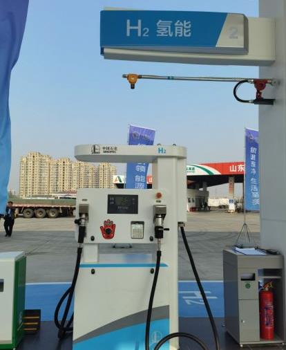 山東第一個(gè)高速加氫站投入使用，“氫能高速”今年建成.jpg
